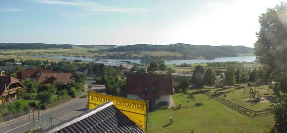 O.K., f&uuml;r diesen noch besseren
Blick m&uuml;&szlig;te ich dann schon
immer auf's Dach klettern